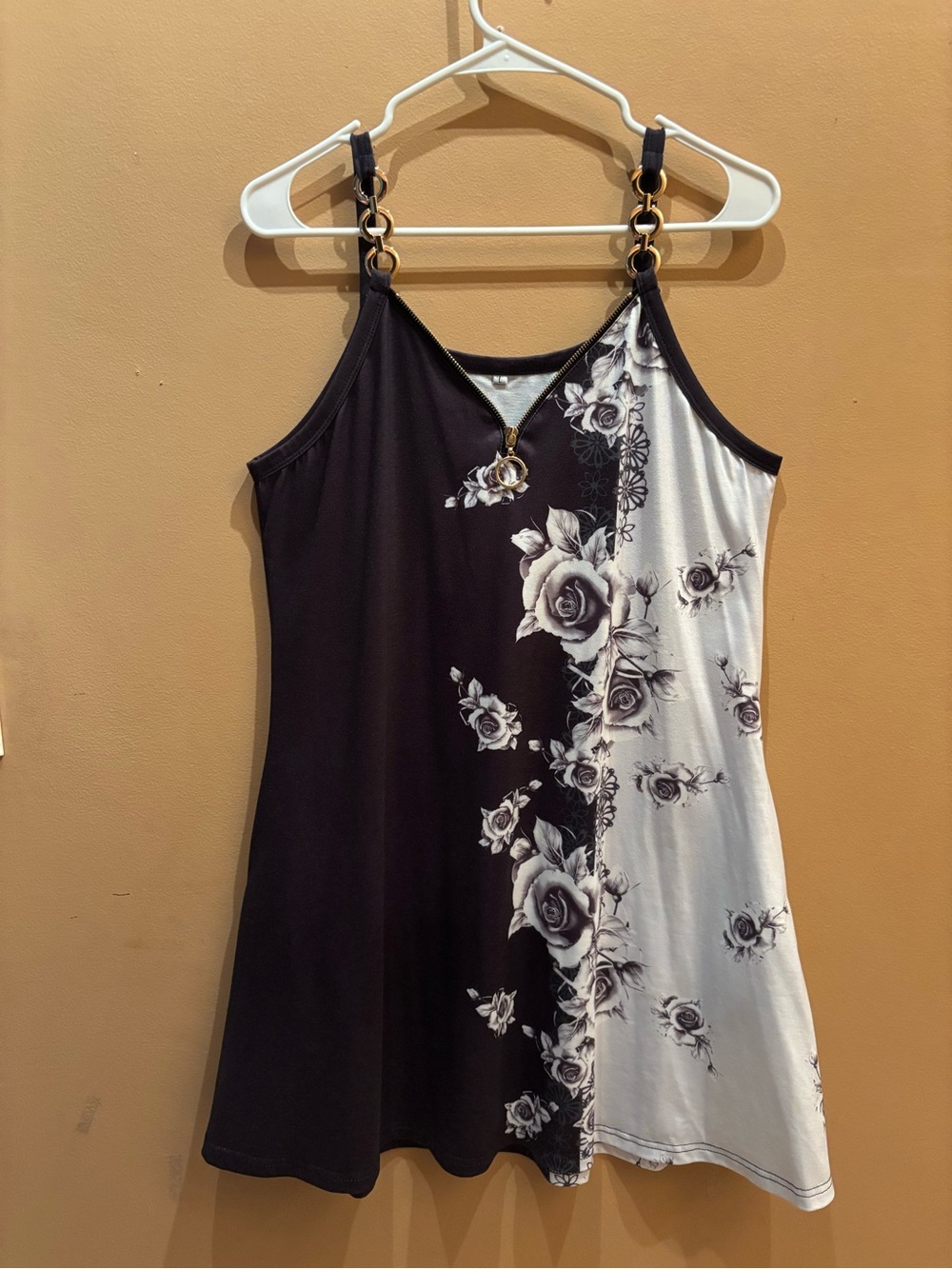 Black White Floral Split Tank Dress Pockets Zipper Front Gold Hardware Size L